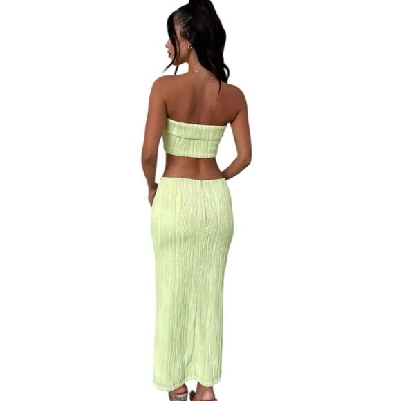Lime Green Strapless Skirt Set. Beautiful set for summer. - Picture 5 of 7